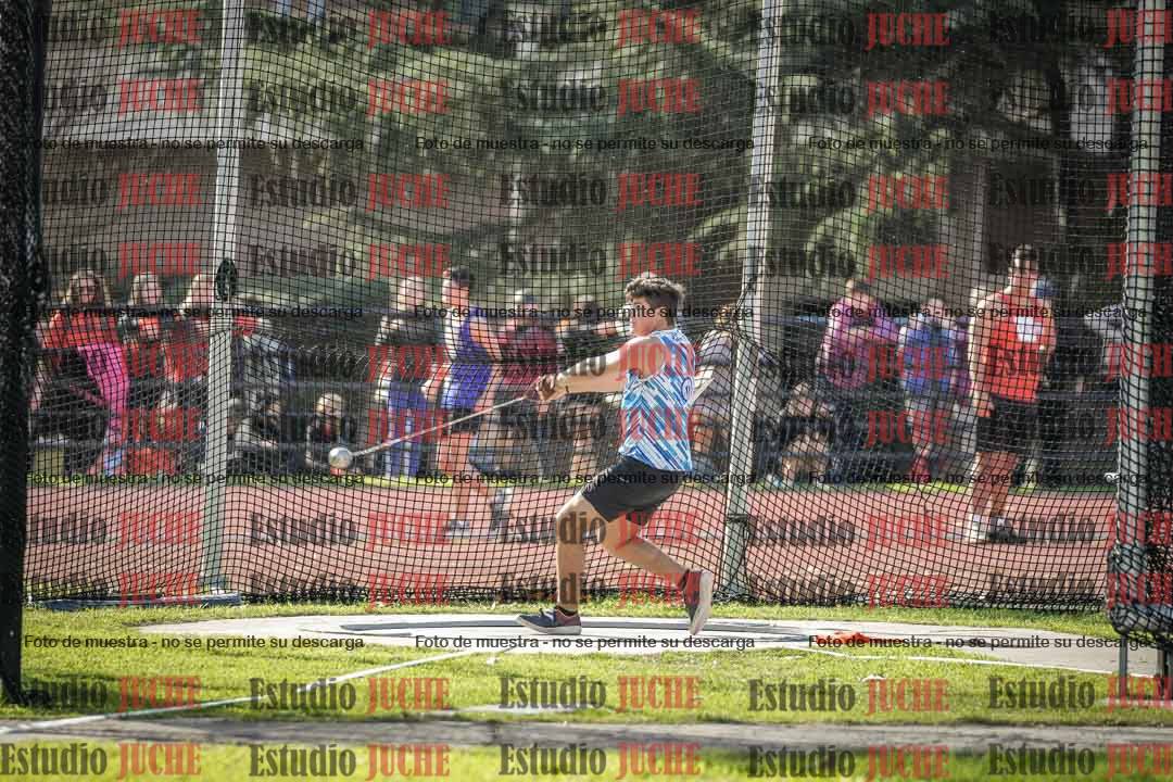 Fotos del lanzamiento de martillo de varones