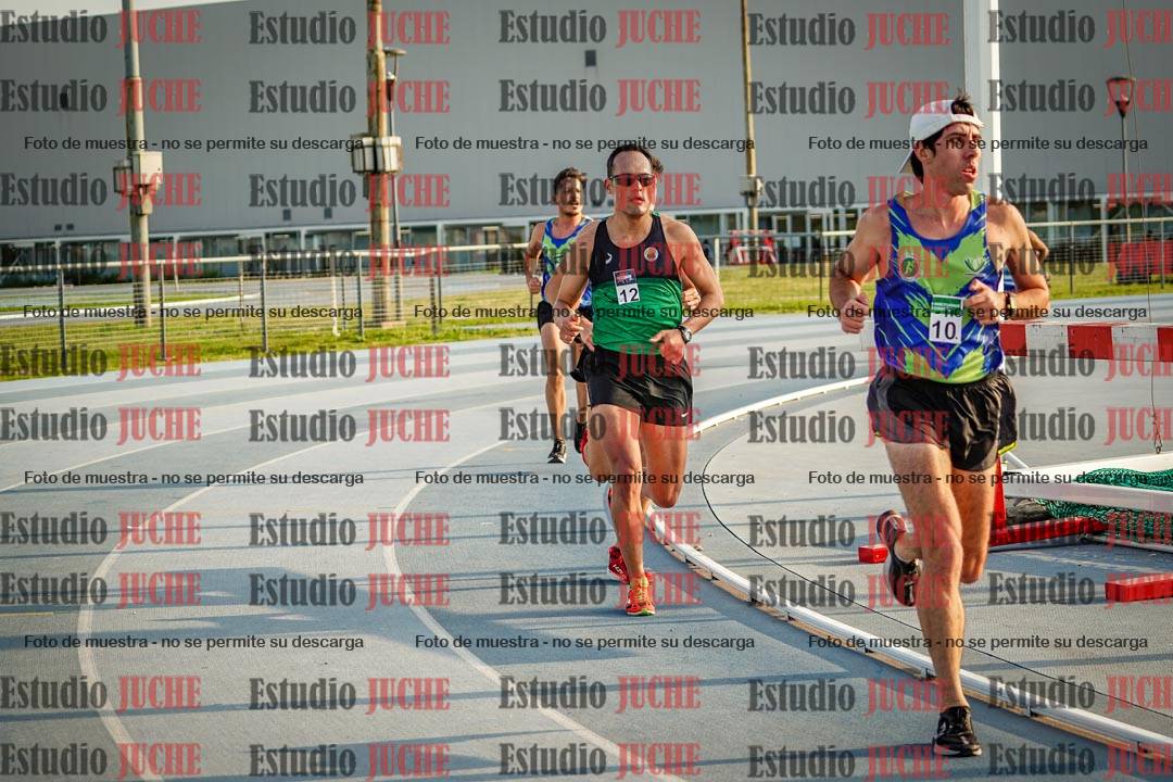 Fotos de los 3000 m llanos de varones