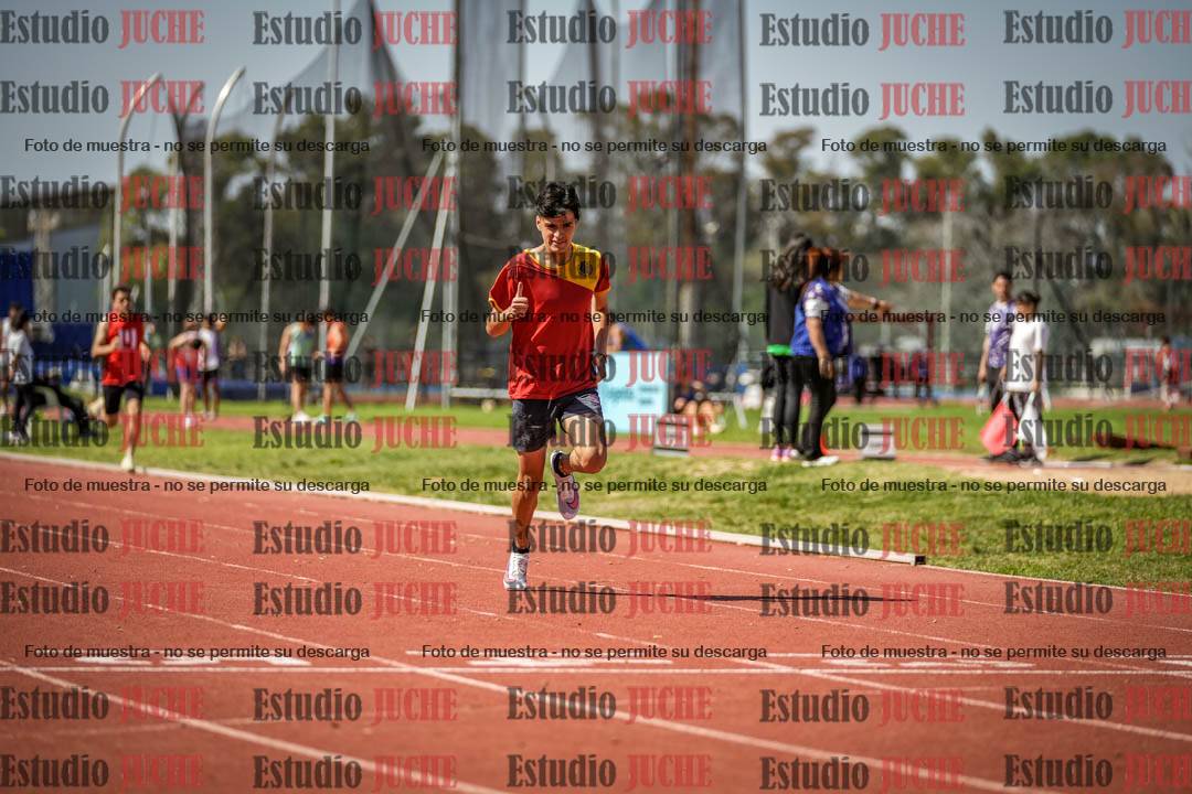 Fotos de los 400 m llanos de varones