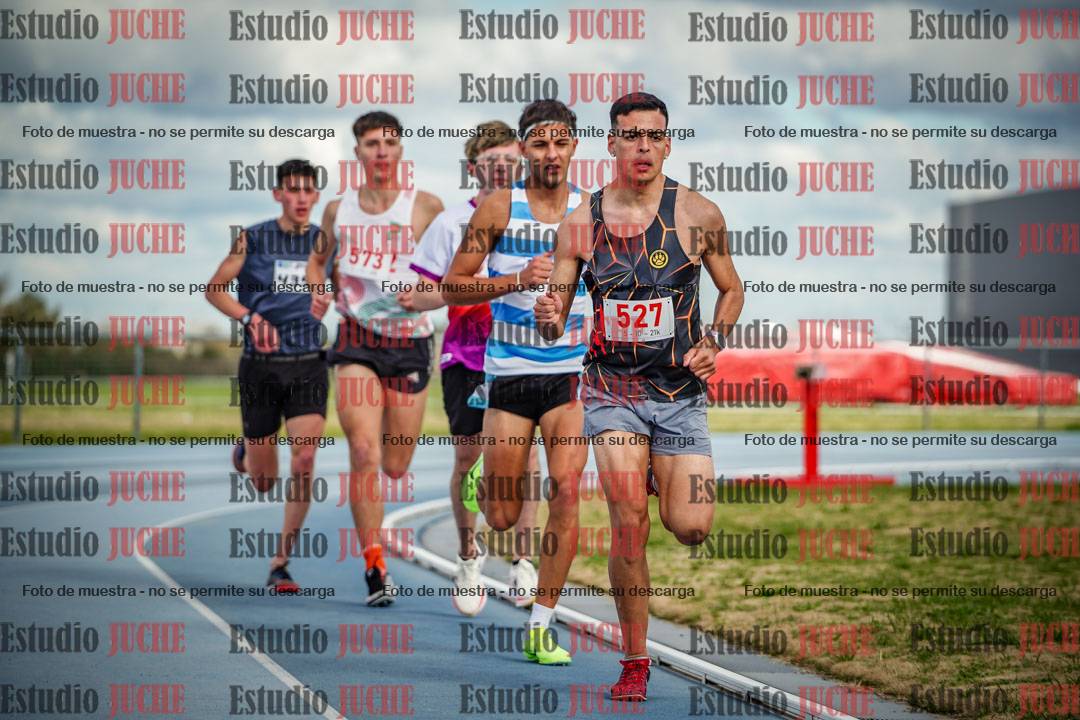 Fotos de los 5000 m llanos de varones