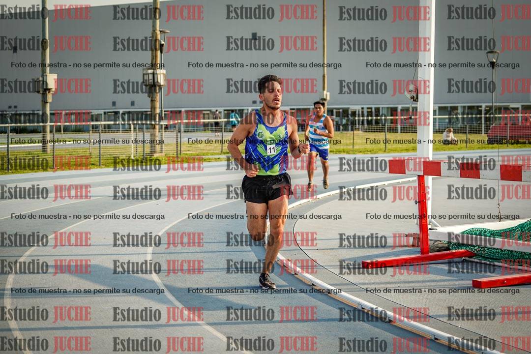 Fotos de los 3000 m llanos de varones