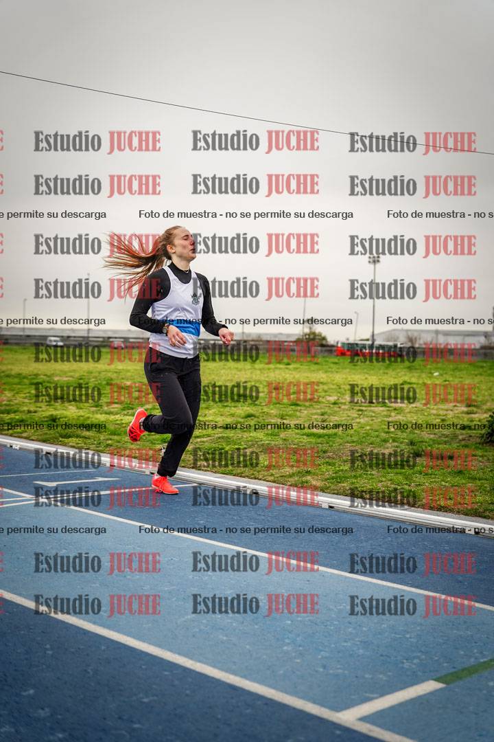 Fotos de los 800 m llanos de varones - heptatlón y hexatlón