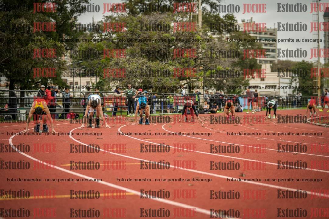 Fotos de los 200 m llanos de varones