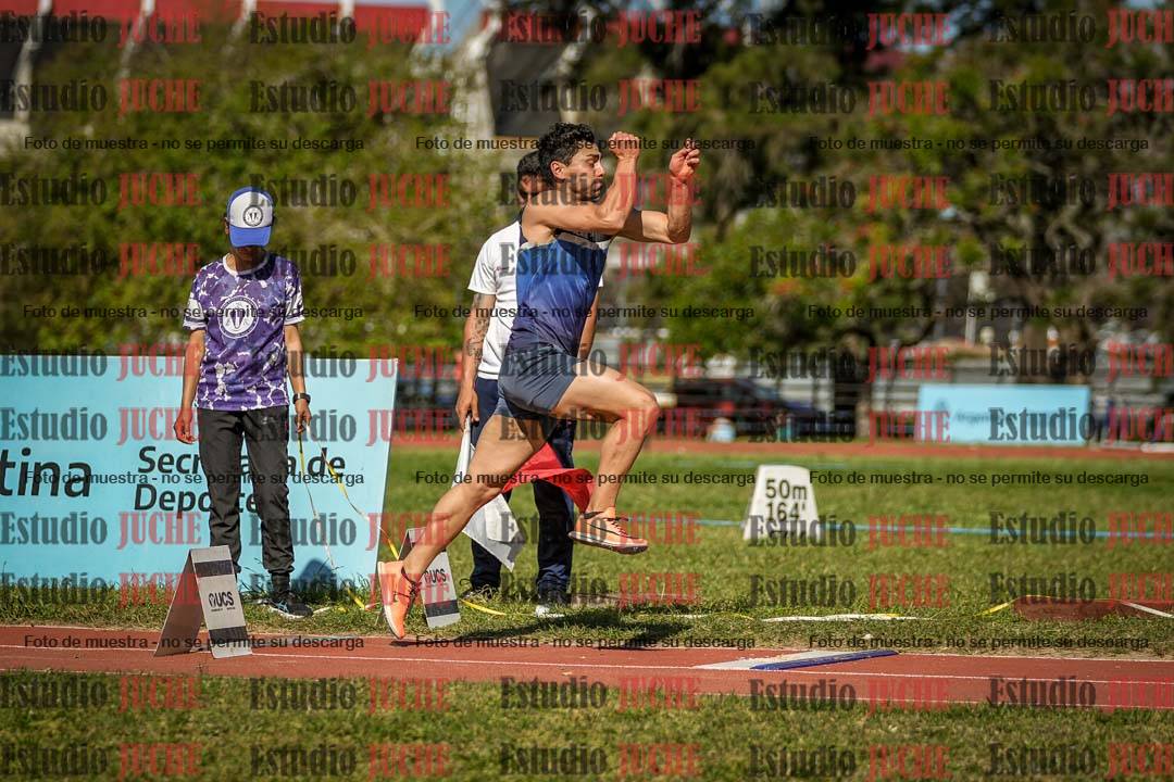 Fotos del salto triple de varones
