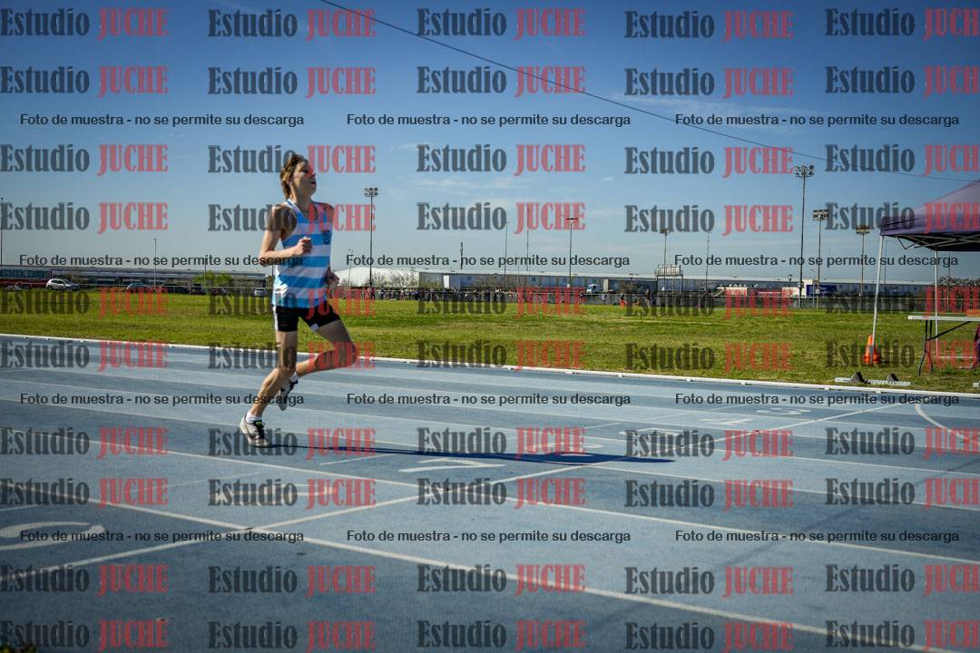 Fotos de los 400 m llanos de varones