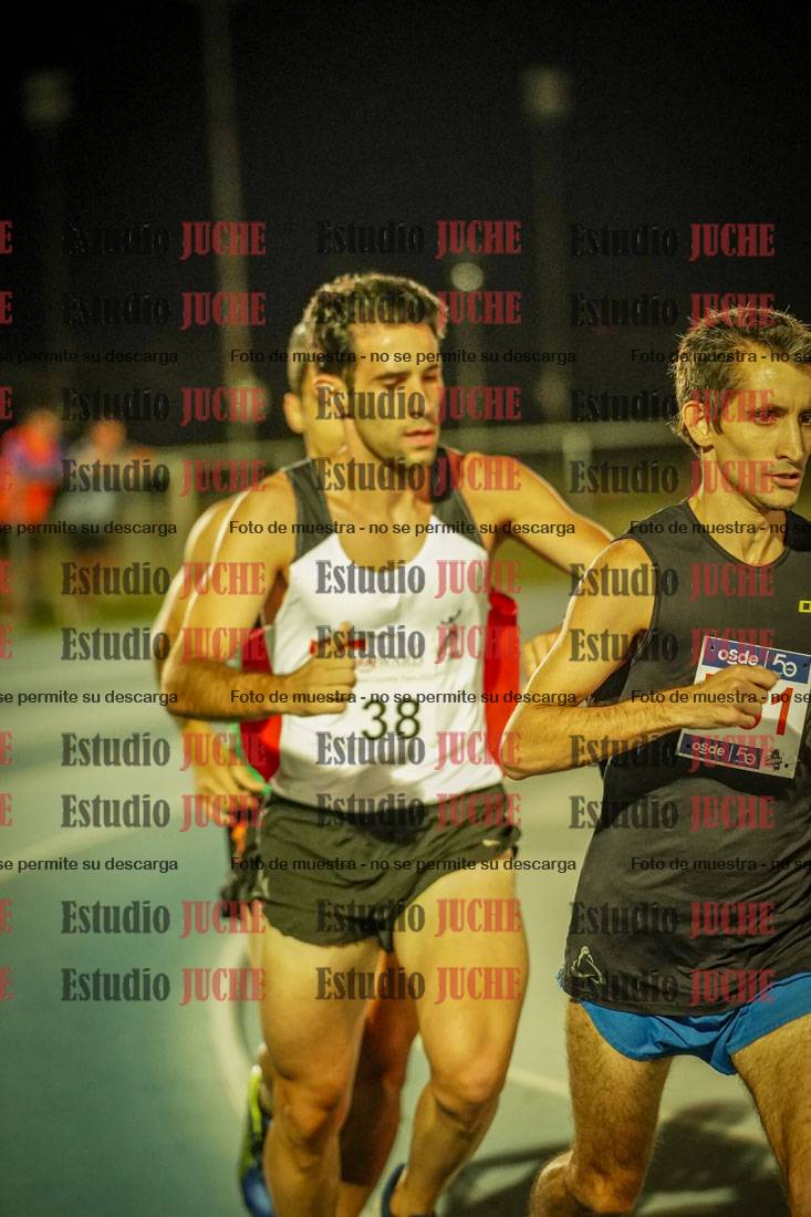 Fotos de los 3000 m llanos de varones