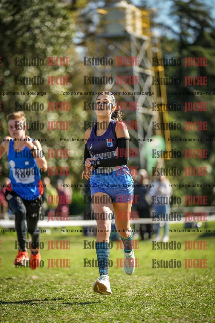 Fotos de la llegada del cross de 2000 m