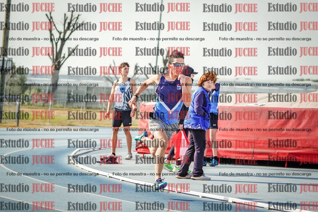 Fotos de las Postas 8x200 m mixta