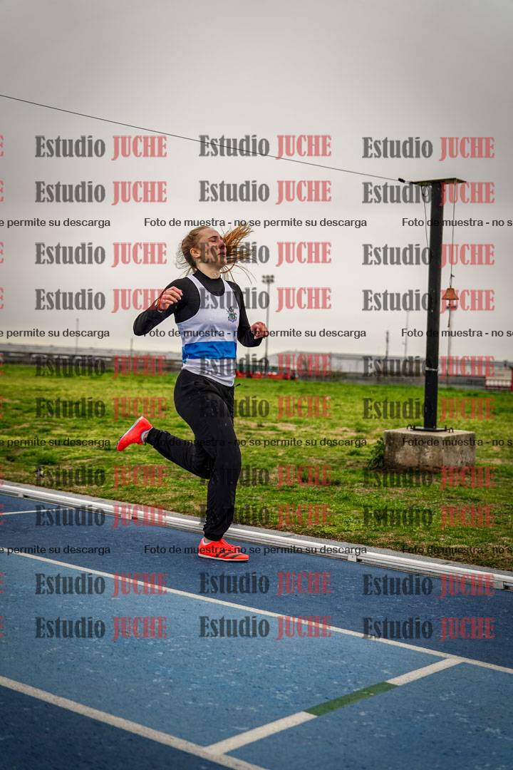 Fotos de los 800 m llanos de varones - heptatlón y hexatlón