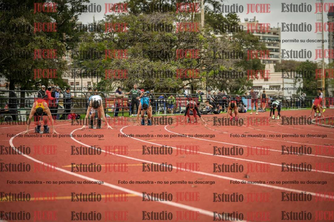 Fotos de los 200 m llanos de varones