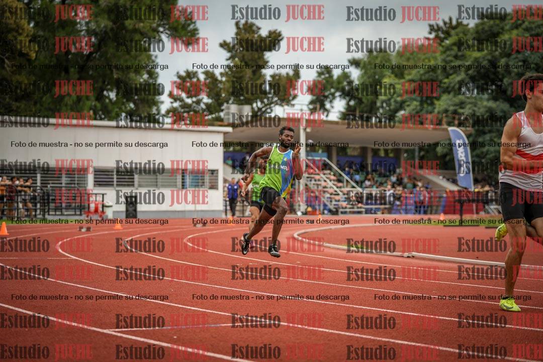 Fotos de los 400 m llanos de varones