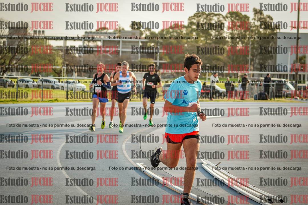 Fotos de los 3000 m llanos de varones