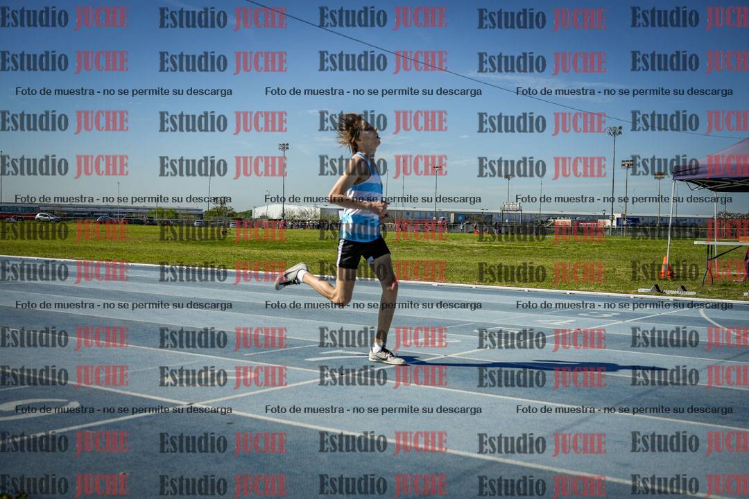 Fotos de los 400 m llanos de varones