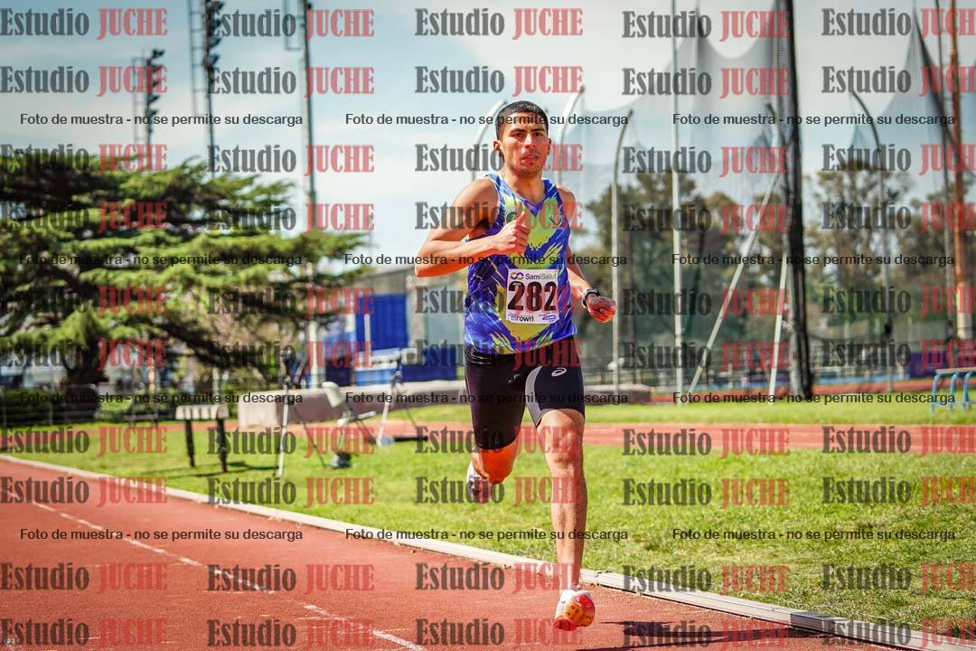 Fotos de los 800 m llanos de varones
