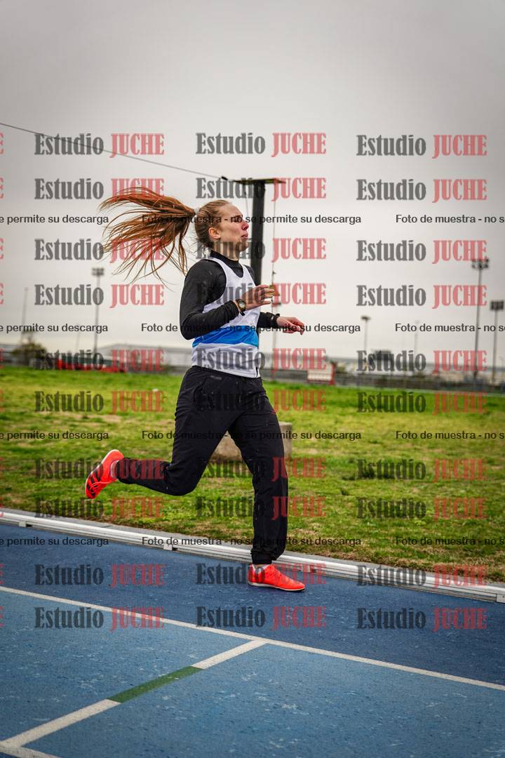Fotos de los 800 m llanos de varones - heptatlón y hexatlón