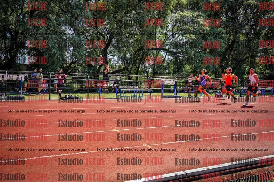Fotos de los 100 m llanos de varones