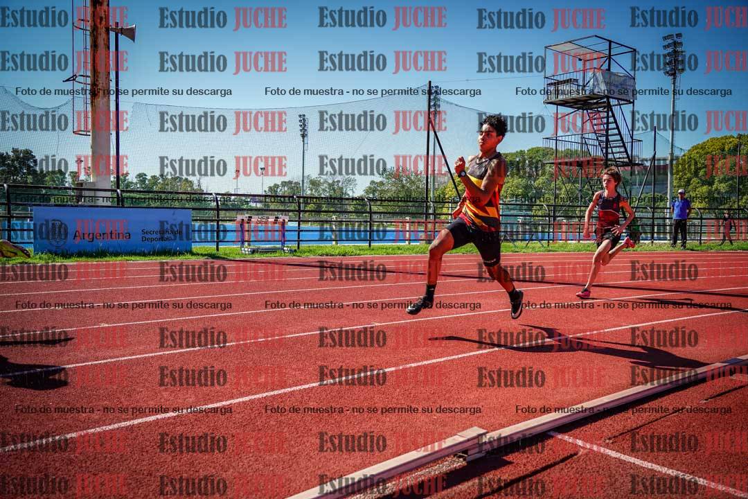 Fotos de los 200 m llanos de varones