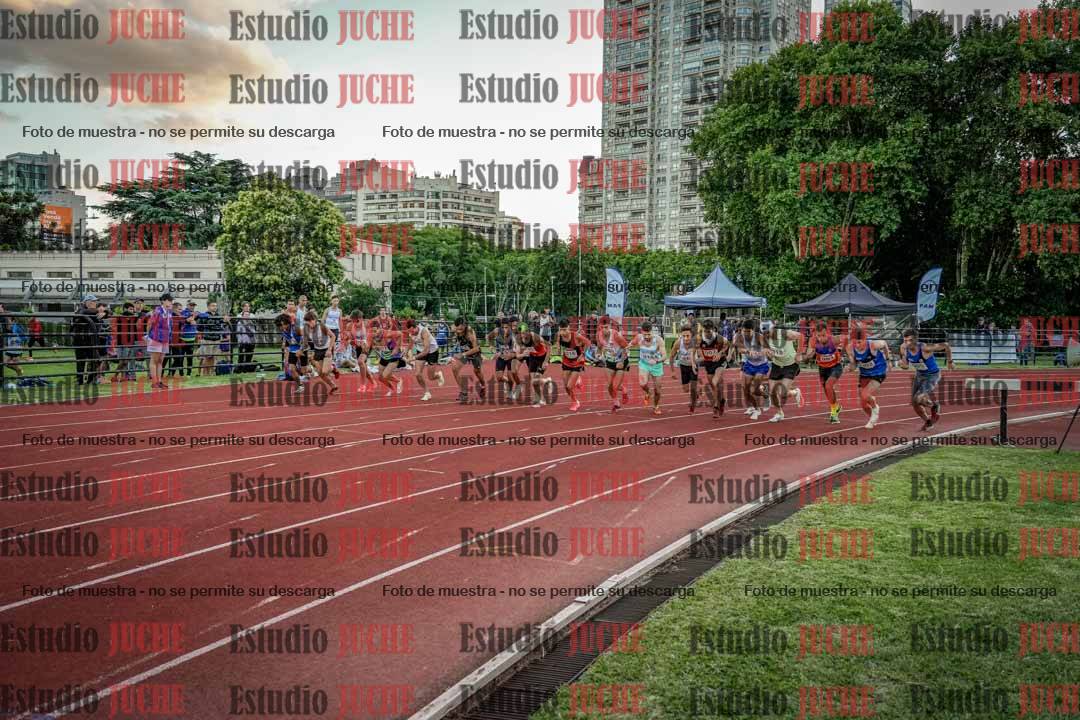 Fotos de los 1500 m llanos de varones