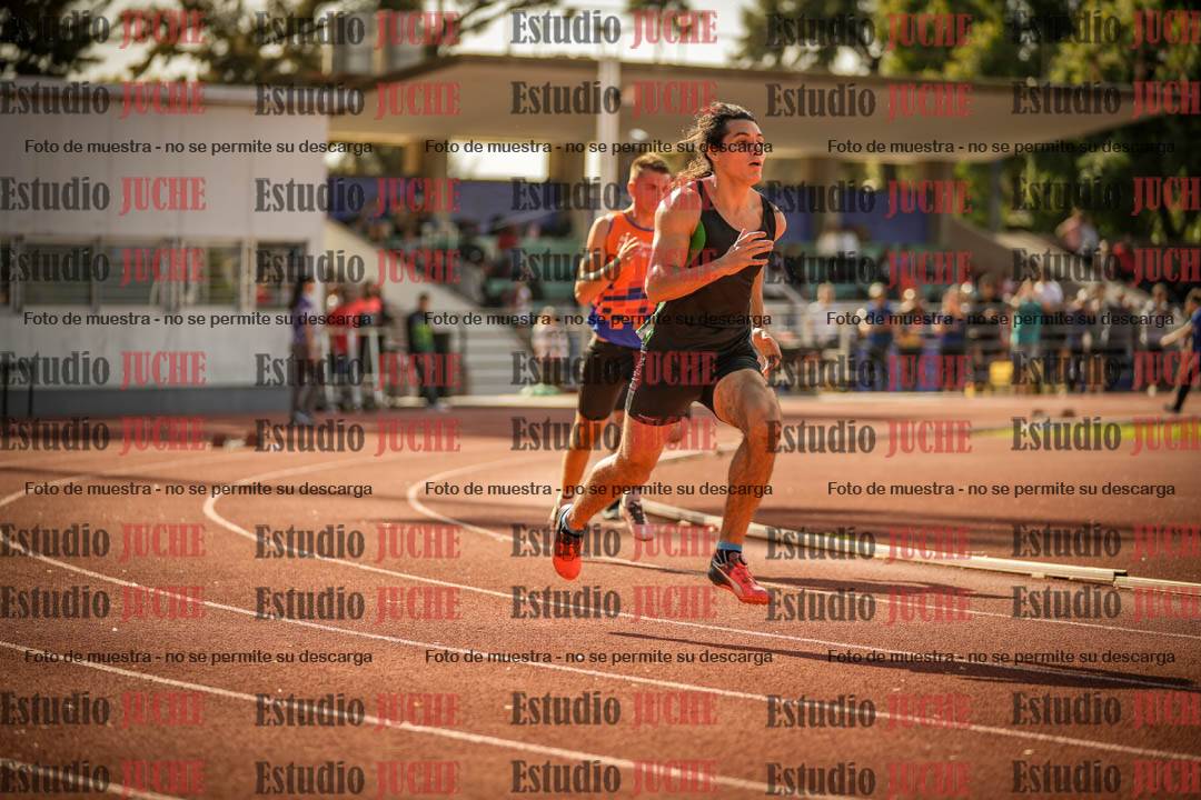 Fotos de los 400 m llanos de varones