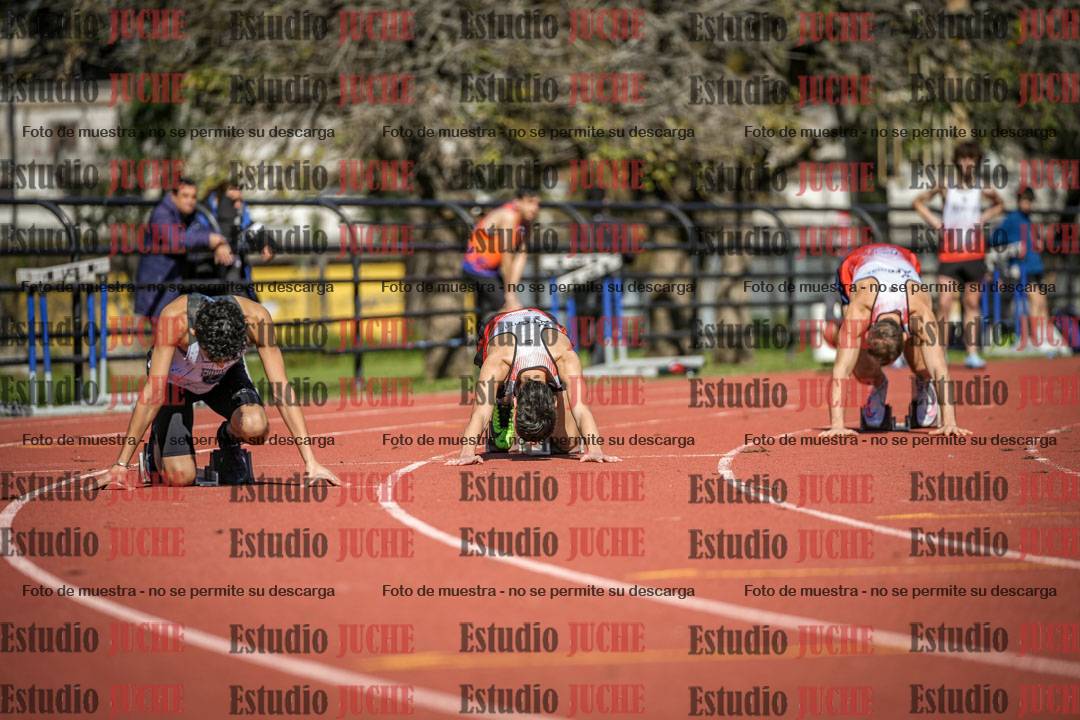 Fotos de los 200 m llanos de varones