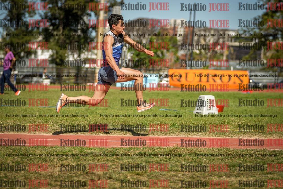 Fotos del salto triple de varones