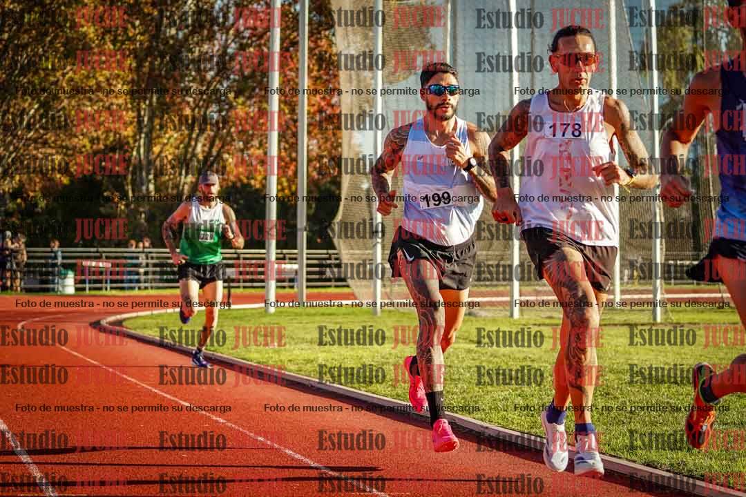 Fotos de los 3000 m llanos de varones