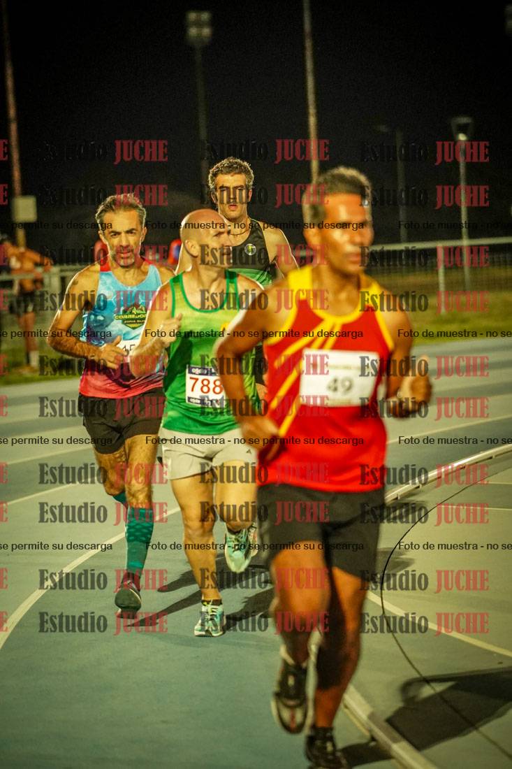 Fotos de los 3000 m llanos de varones
