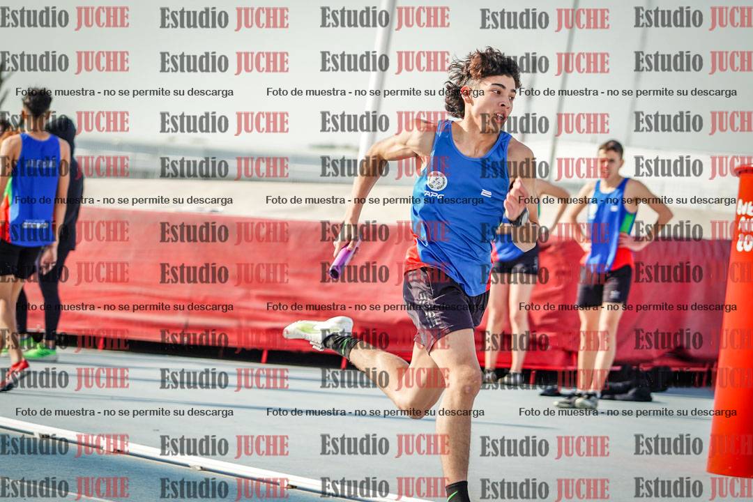 Fotos de las Postas 8x200 m mixta