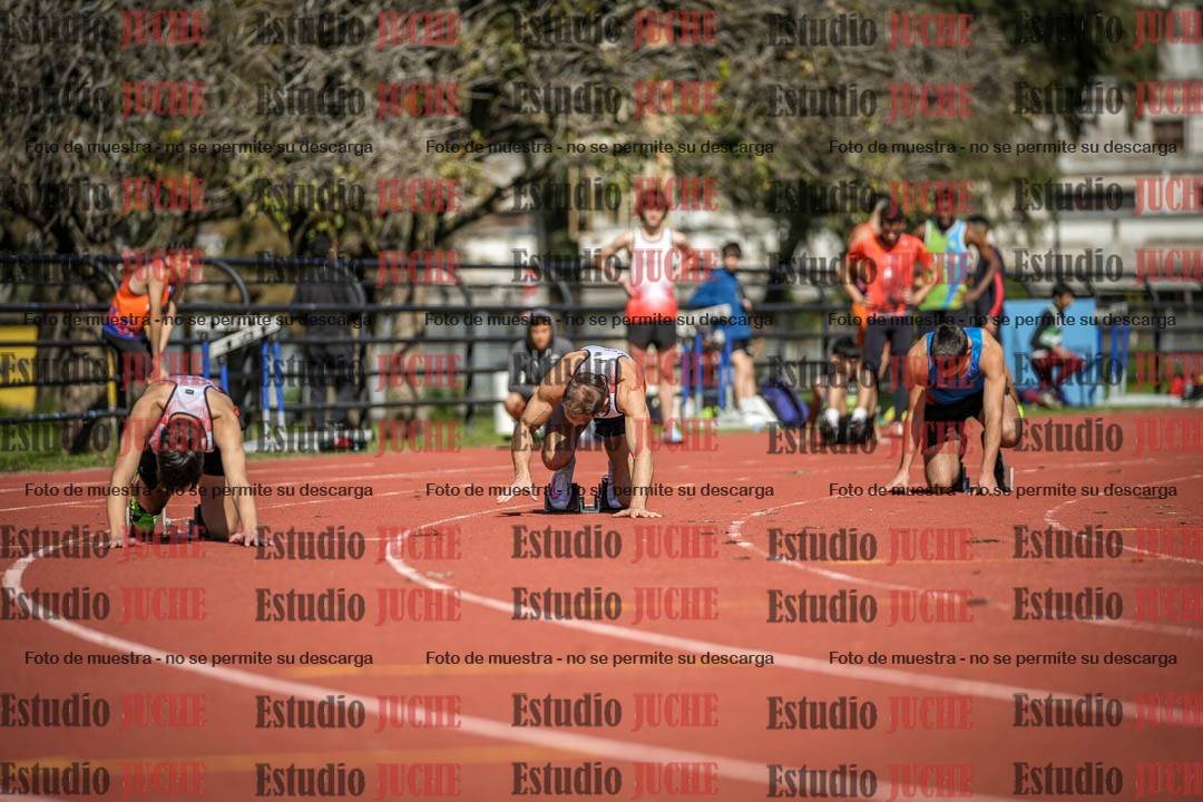 Fotos de los 200 m llanos de varones