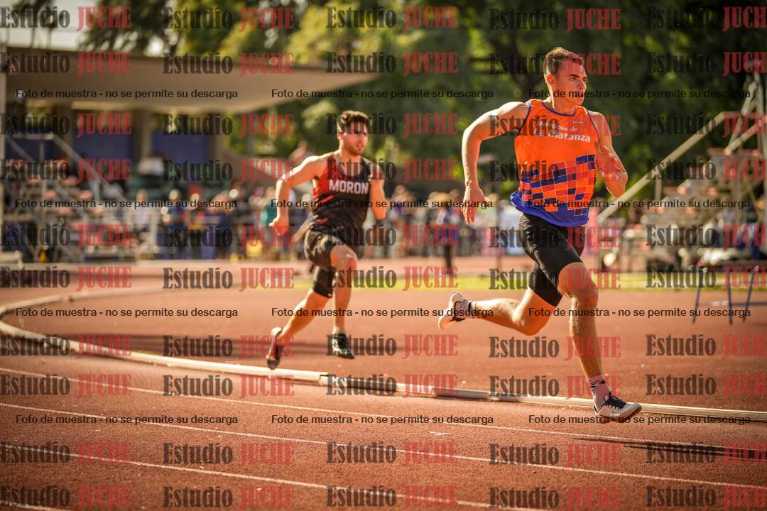 Fotos de los 400 m llanos de varones