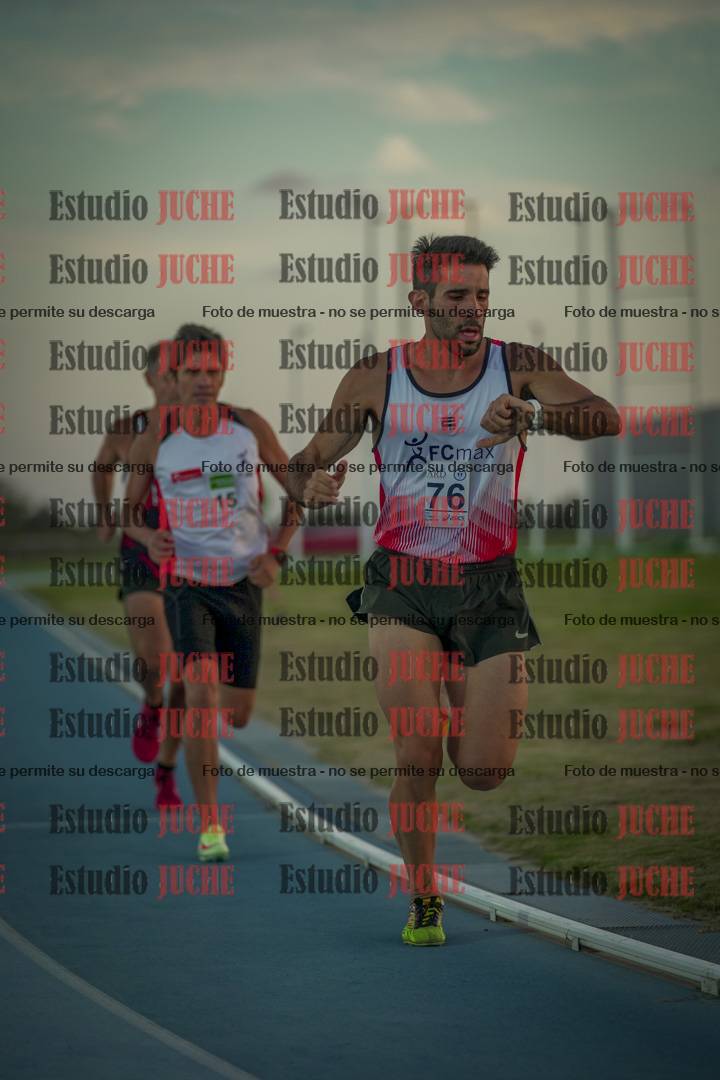 Fotos de los 3000 m llanos de varones