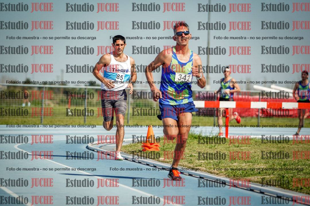 Fotos de los 3000 m llanos de varones
