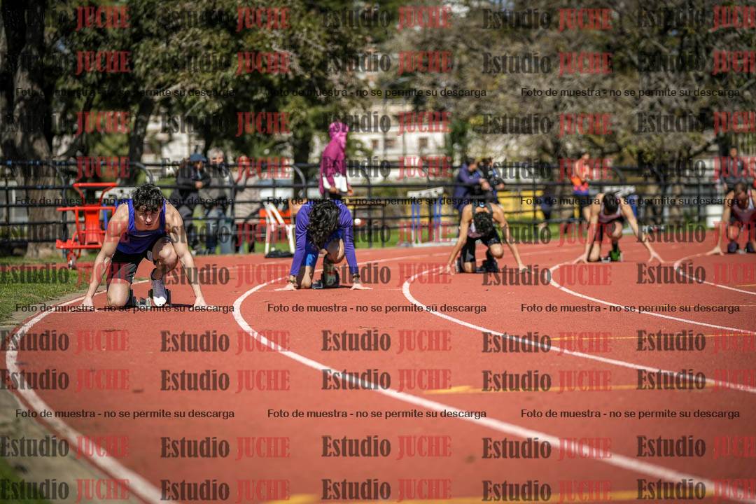 Fotos de los 200 m llanos de varones