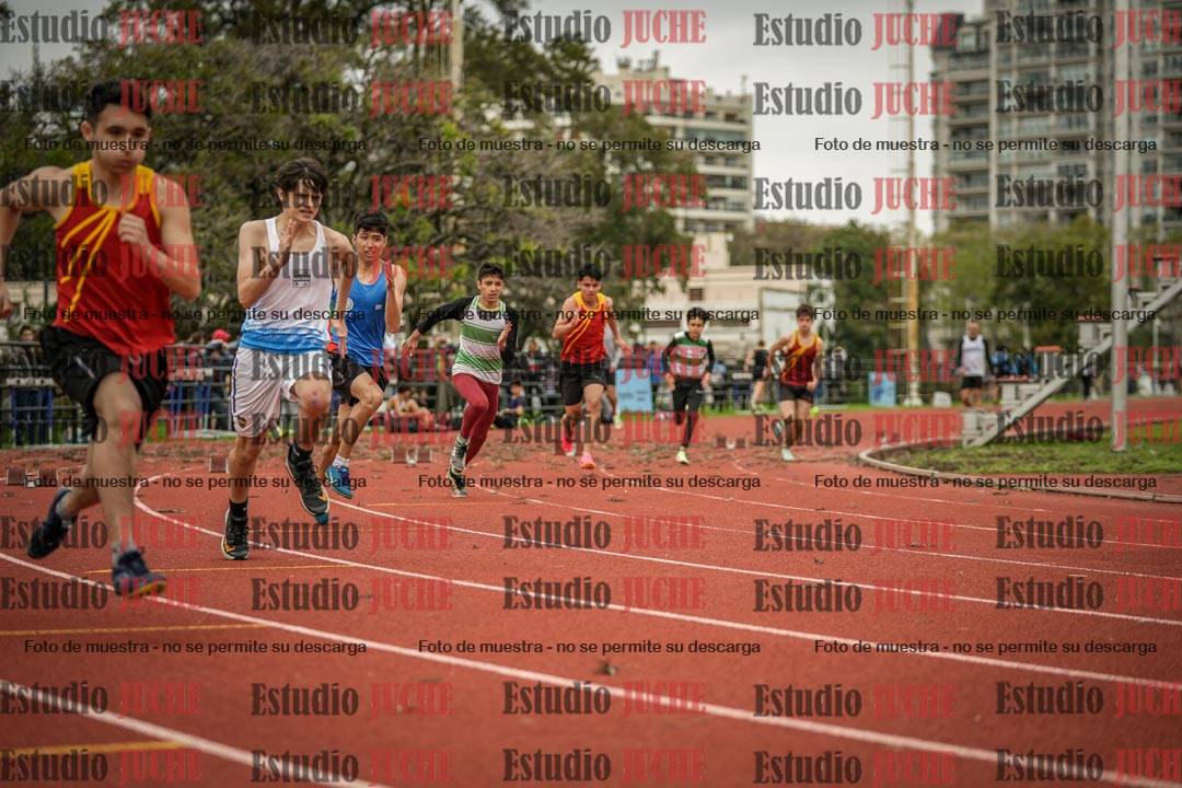 Fotos de los 200 m llanos de varones