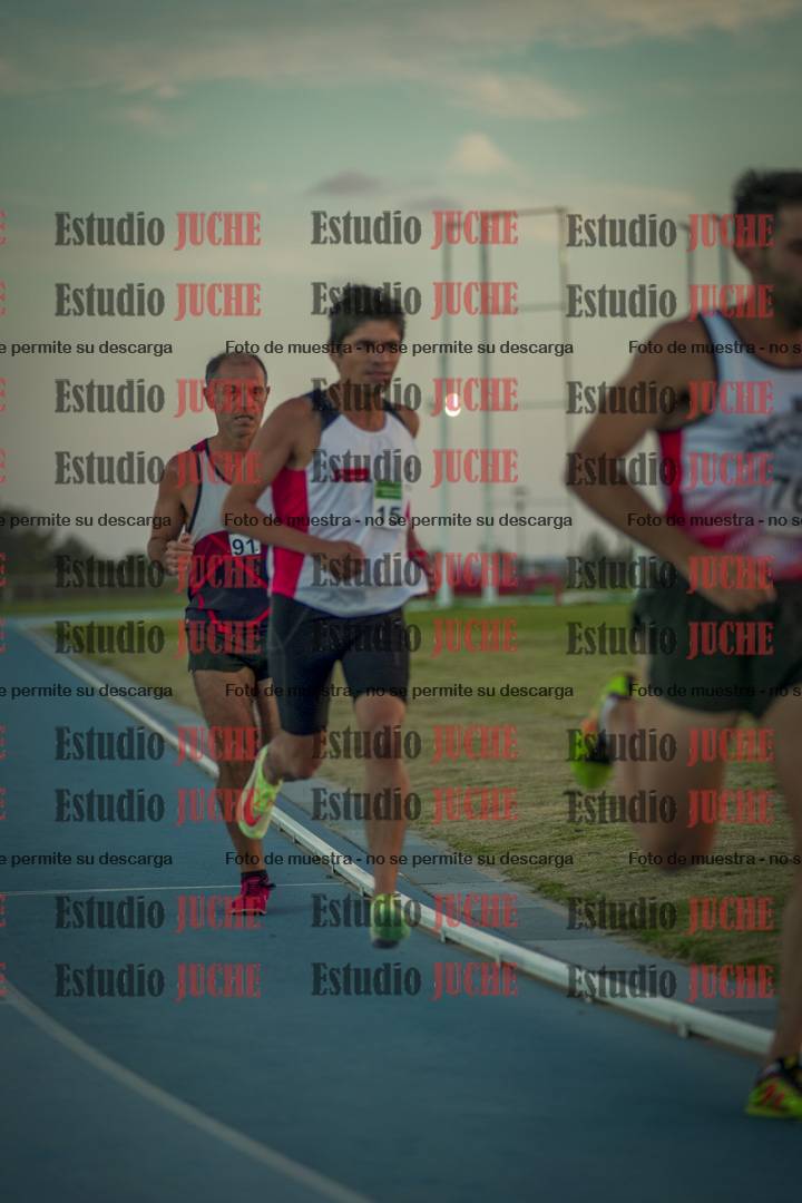 Fotos de los 3000 m llanos de varones