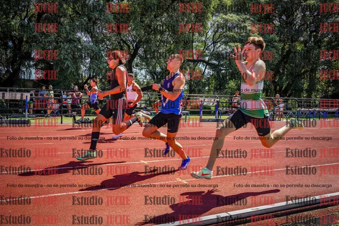 Fotos de los 100 m llanos de varones
