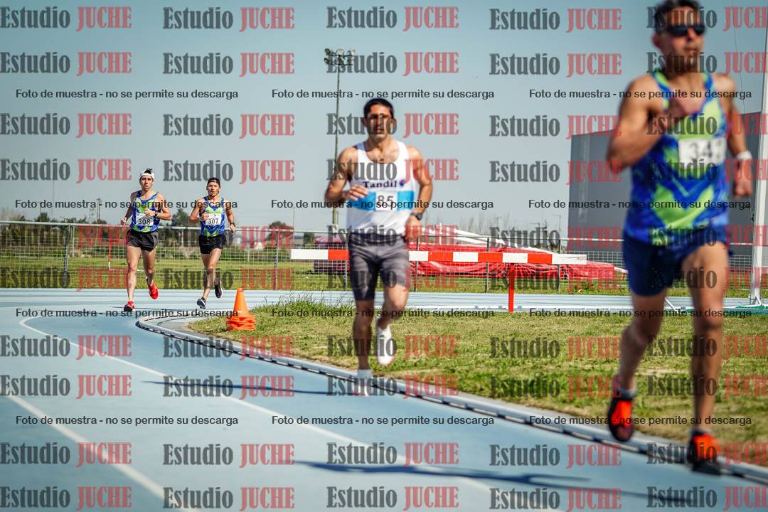 Fotos de los 3000 m llanos de varones