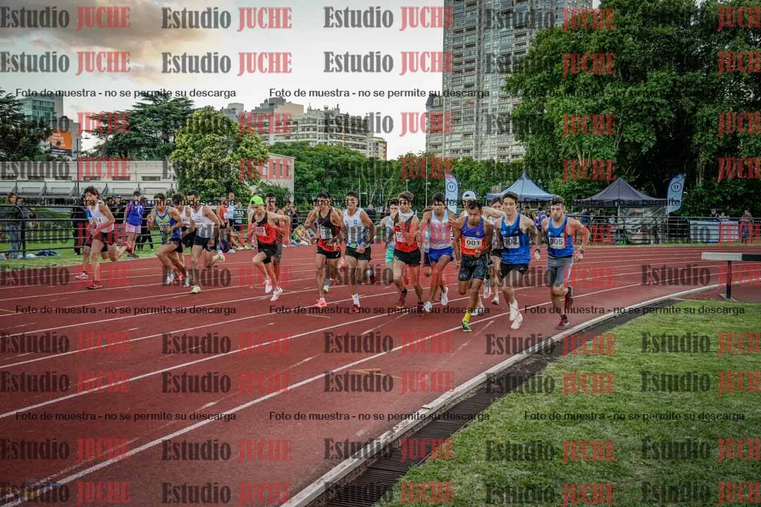 Fotos de los 1500 m llanos de varones