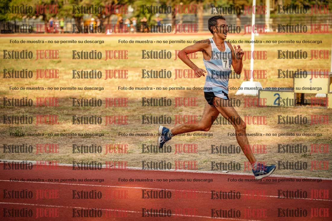 Fotos de los 1500 m llanos de varones
