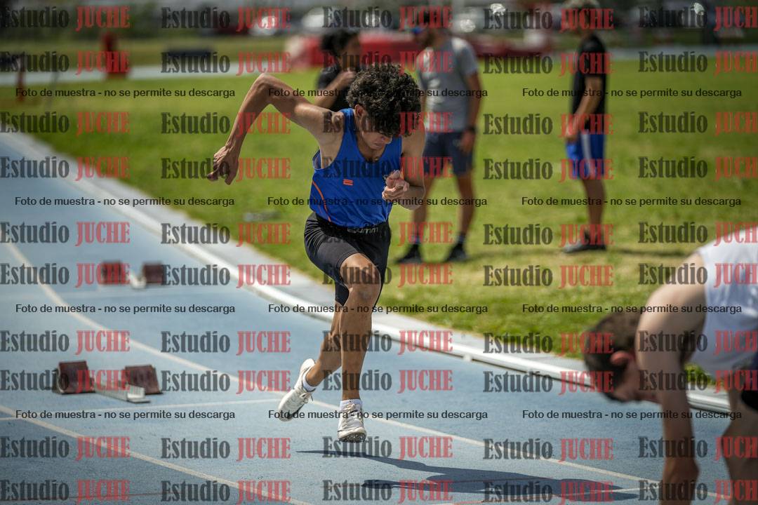 Fotos de los 400 m llanos de varones