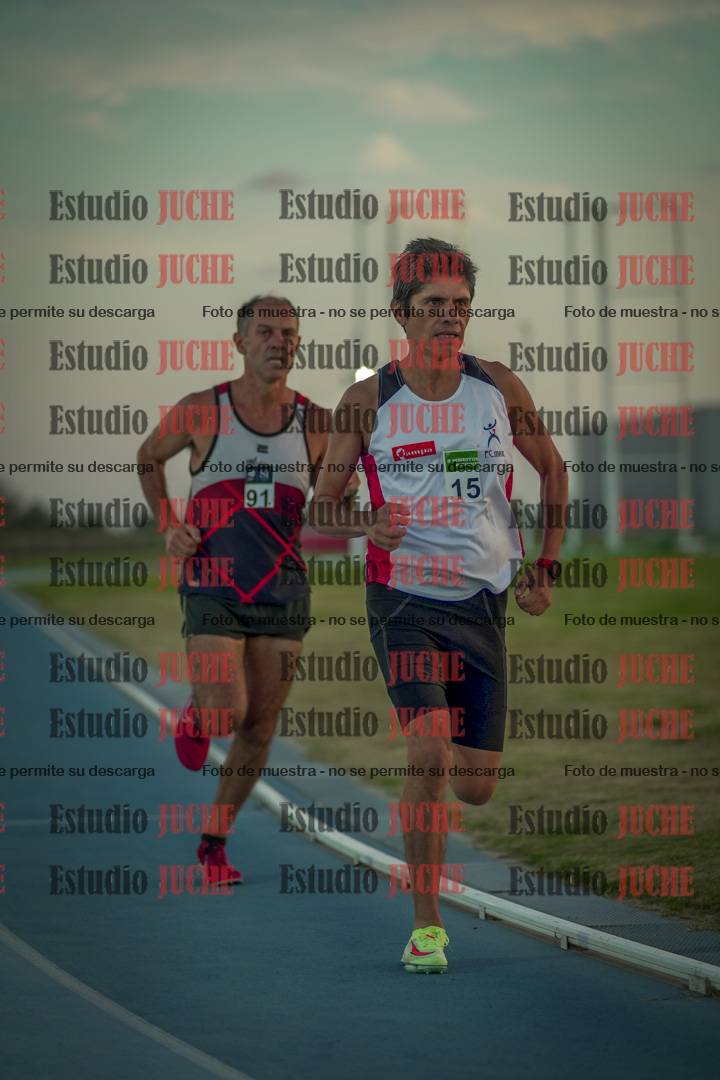 Fotos de los 3000 m llanos de varones