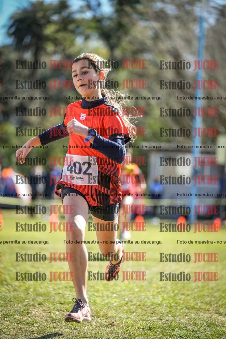 Fotos de la llegada del cross de 1000 m