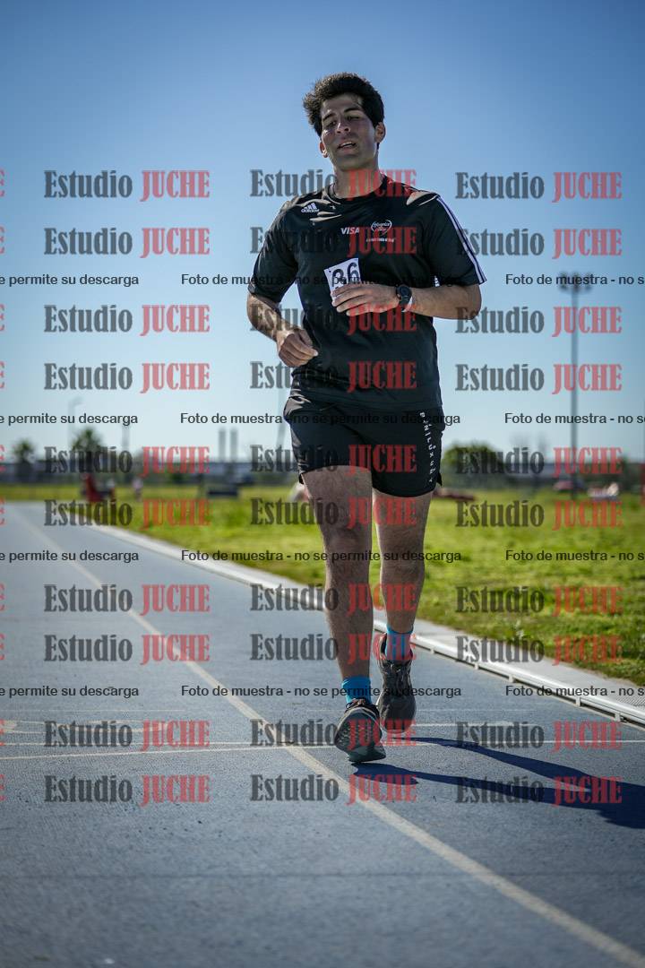 Fotos de los 5000 m llanos de mujeres y varones