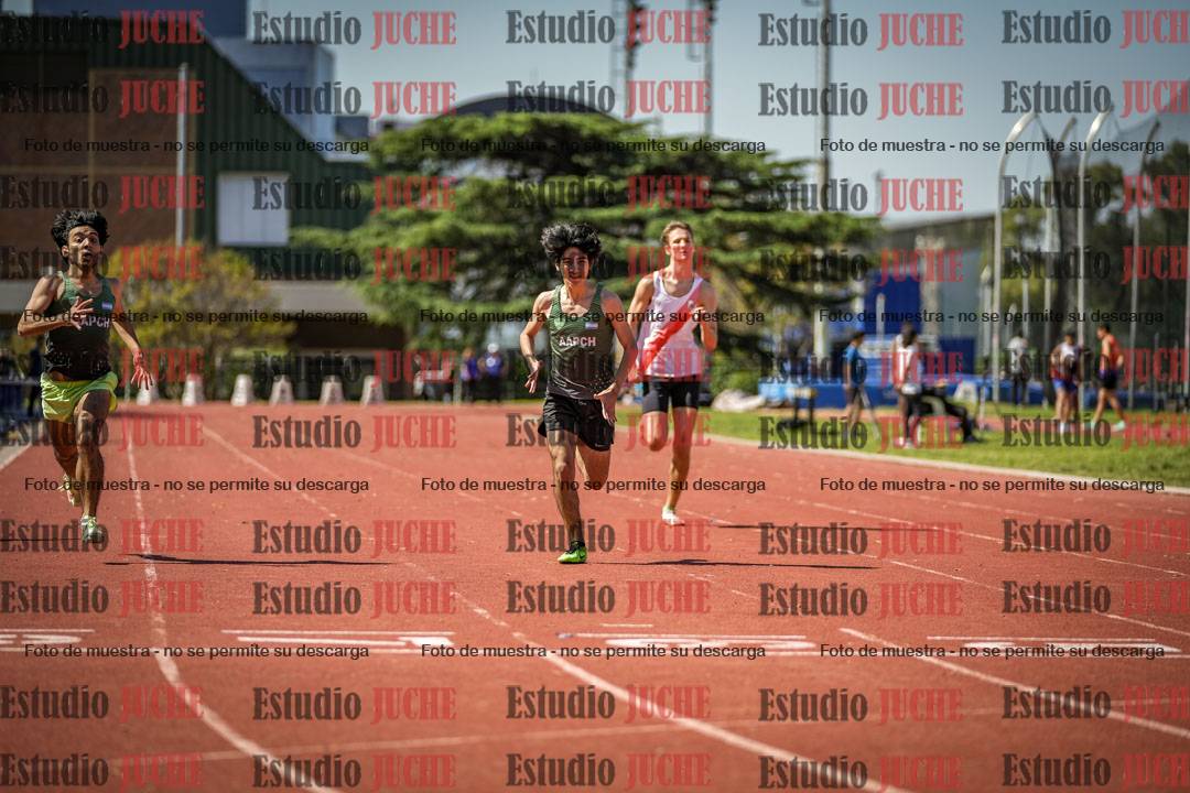 Fotos de los 400 m llanos de varones
