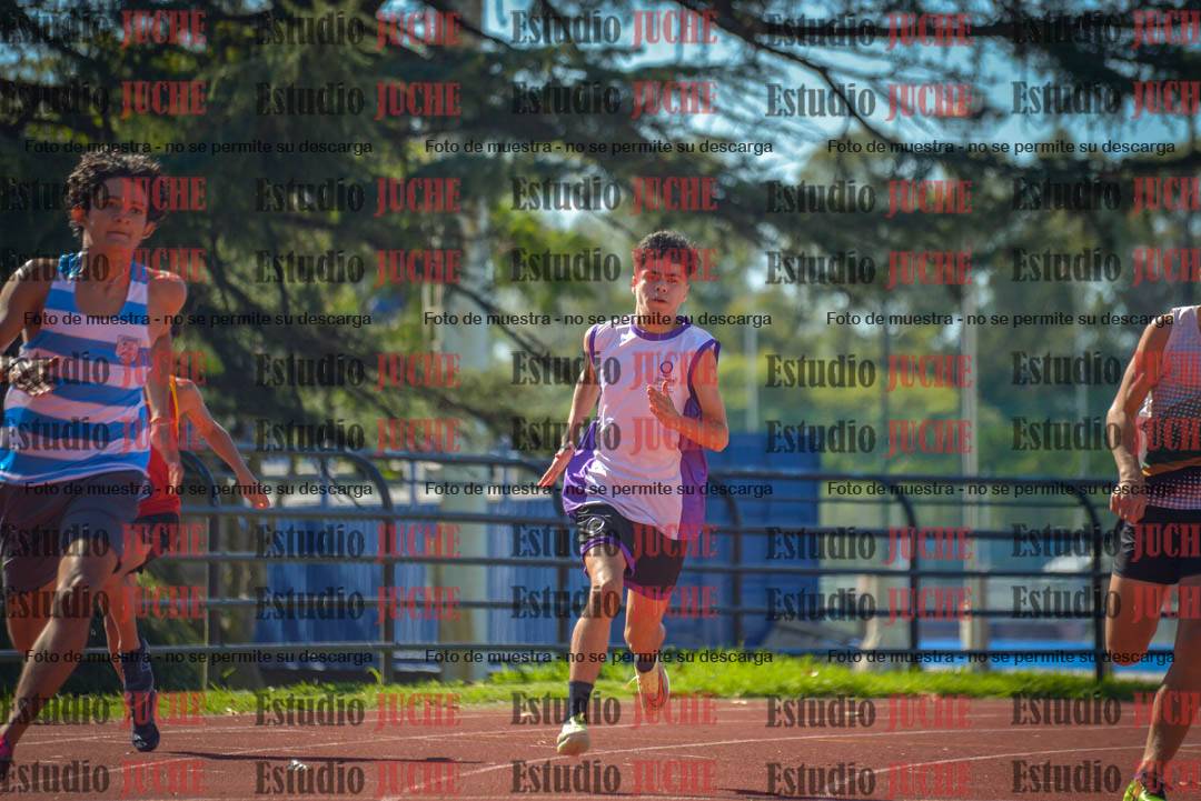 Fotos de los 200 m llanos de varones