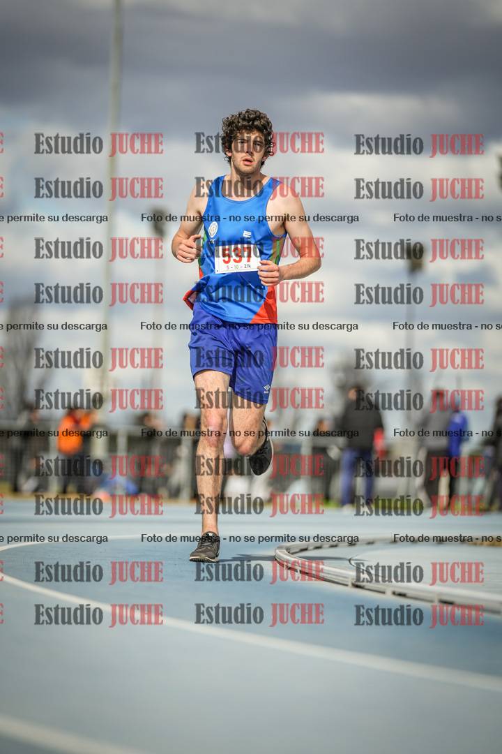Fotos de los 5000 m llanos de varones