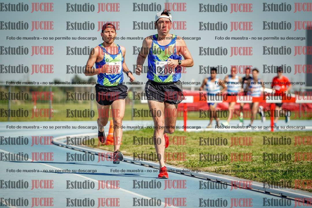 Fotos de los 3000 m llanos de varones