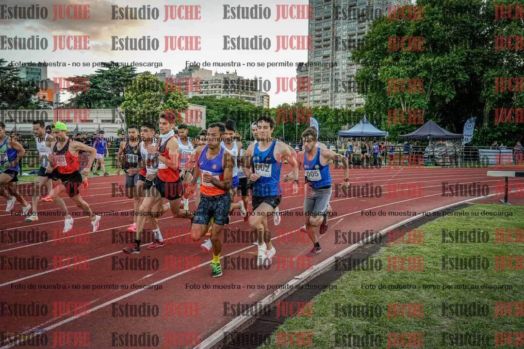 Fotos de los 1500 m llanos de varones