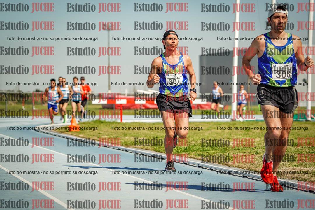 Fotos de los 3000 m llanos de varones