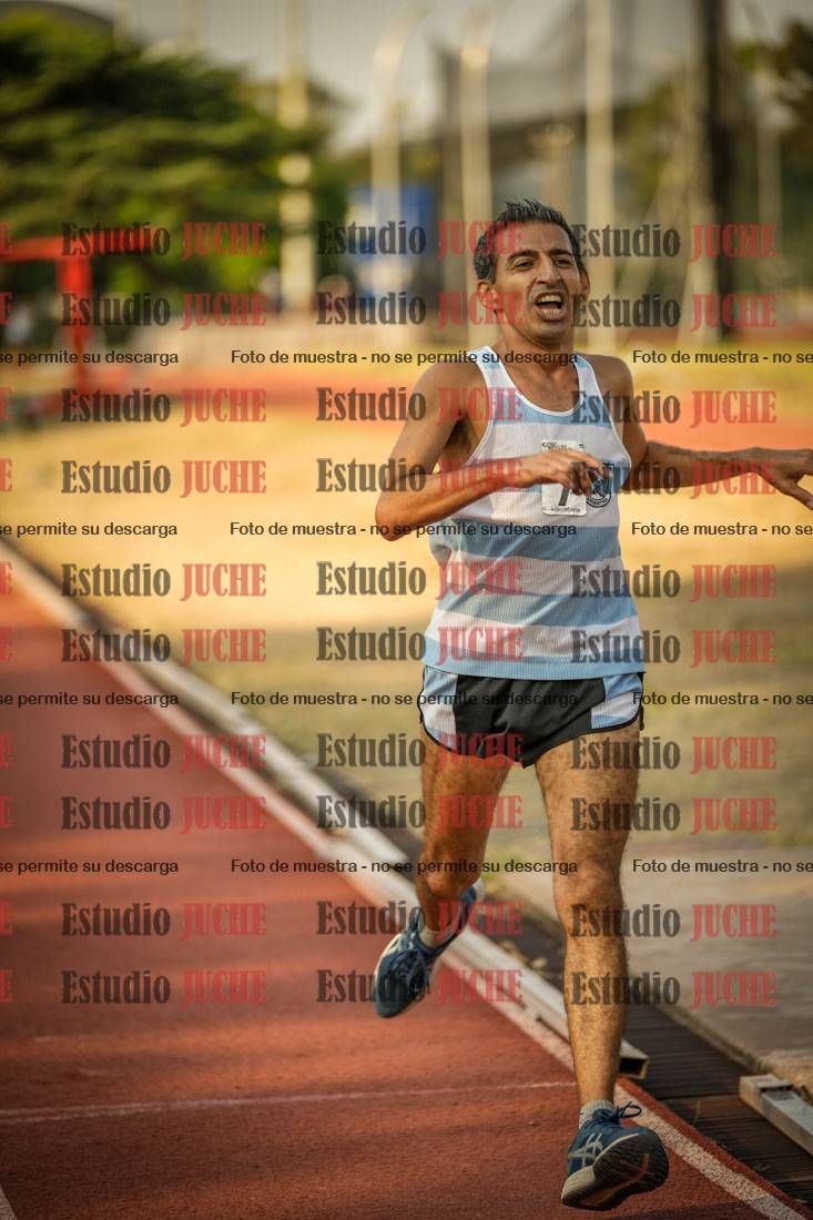 Fotos de los 1500 m llanos de varones